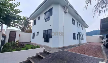 Apartamento com 2 dormitórios para alugar, 66 m² por R$ 1.609,85/mês - Bela Vista - Gaspar/SC