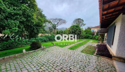 Casa com 3 dormitórios à venda, 297 m² por R$ 1.250.000,00 - Bela Vista - Gaspar/SC