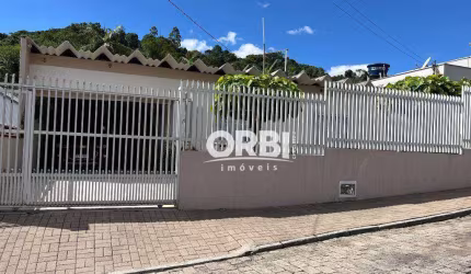 Casa com 3 dormitórios no Progresso