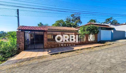 Casa com 4 dormitórios à venda, 203 m² por R$ 800.000,00 - Passo Manso - Blumenau/SC