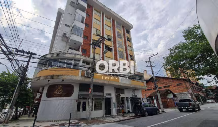 Apartamento com 1 dormitório para alugar, 48 m² por R$ 2.052,73/mês - Centro (Blumenau) - Blumenau/SC