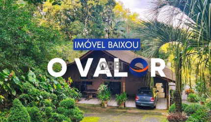 Casa com 3 dormitórios à venda, 173 m² por R$ 900.000,00 - Ponta Aguda - Blumenau/SC