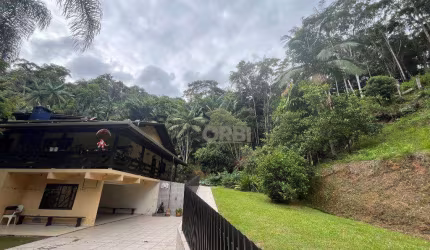 Sítio com 3 dormitórios à venda, 35.000 m² por R$ 2.300.000 - Glória - Blumenau/SC