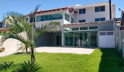 Casa com 5 dormitórios à venda, 359 m² por R$ 1.300.000,00 - Bela Vista - Gaspar/SC