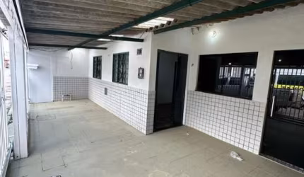 Casa para Venda em Brasília, Ceilândia Sul (Ceilândia), 3 dormitórios, 2 banheiros, 2 vagas