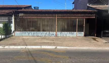 Casa para Venda em Brasília, Ceilândia Sul (Ceilândia), 3 dormitórios, 1 banheiro, 3 vagas