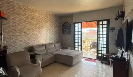 Sobrado para Venda em Brasília, Samambaia Sul (Samambaia), 6 dormitórios, 1 suíte, 4 banheiros, 3 vagas