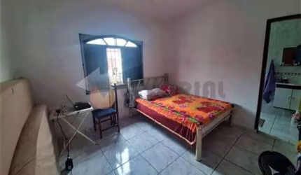 Casa a  venda com 2 quartos em Jardim Casa Branca - Caraguatatuba - SP