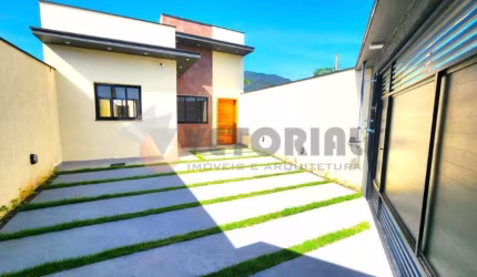 CASA À VENDA  NOVA COM 2 SUÍTES