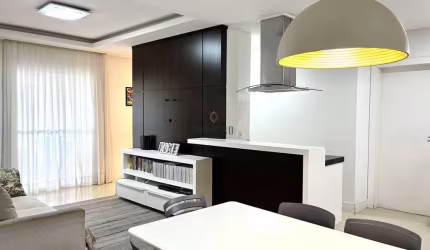 Apartamento com 2 dormitórios à venda, 96m² por R$ 650.000,00 - Bom Retiro - Joinville/SC