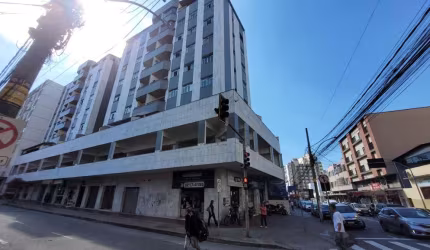 Apartamento para Venda em Juiz de Fora, Centro, 1 dormitório, 1 banheiro, 1 vaga