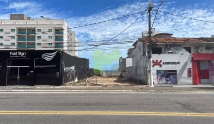 Aluga terreno plano comercial, Praia Campista.