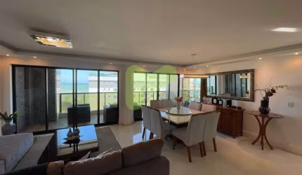 Cobertura duplex à venda na Praia do Pecado.