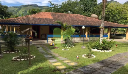 Sítio à venda, 4 quartos, 1 suíte, Bicuda - Macaé/RJ