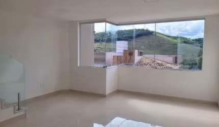 Casa Triplex  Res. Betânia, Sant. do Paraíso