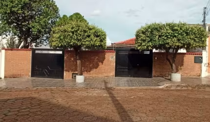 Casa com 3 quartos à venda no Centro, Santo Anastácio , 350 m2 por R$ 800.000