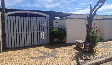 Casa com 3 quartos para alugar no Nova Sousas (Sousas), Campinas , 130 m2 por R$ 3.200