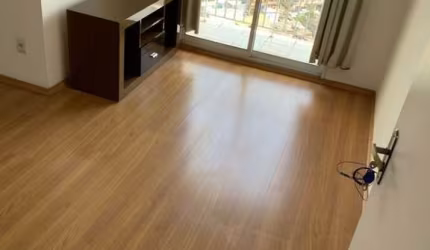 APARTAMENTO SEMI MOBILIADO