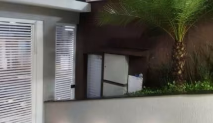 Excelente Apto na Vila Matilde, á 900 metros do Metrô