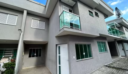 [VENDA] Sobrado de condomínio fechado - Vila Carmosina !!!