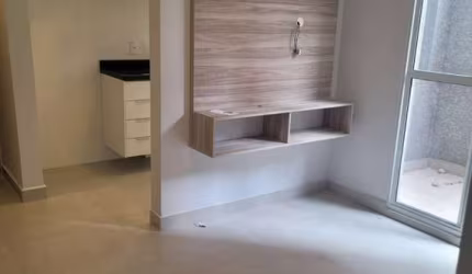 APARTAMENTO NA REGIÃO DO TATUAPÉ COM 2 DORM  COM VARANDA MUITO BEM LOCALIZADO