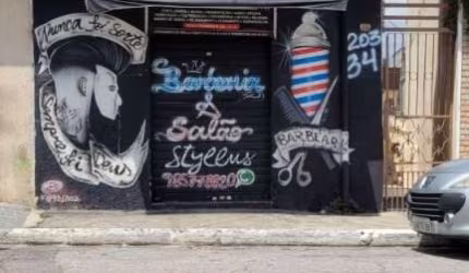 2 Casas com 1 dormitório cada e 1 Salão comercial