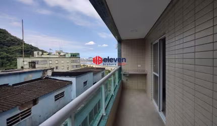 Apartamento com Sala Ampla e Varanda com Churrasqueira