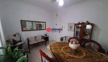 Apartamento, ótima localização, 2 dormitórios, 1 suíte, banheiro, cozinha e área de serviço.
