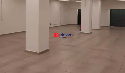 Excelente loja comercial na quadra da Praia