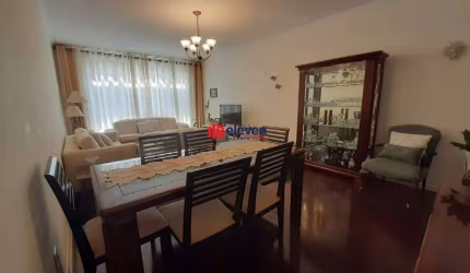 Apartamento à Venda, 3 Dormitórios, na Ponta da Praia, Santos-SP