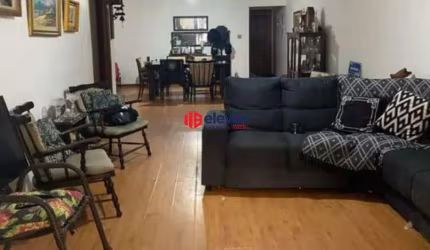 Amplo Apartamento Porteira Fechada a 50m da Praia – Boqueirão, Santos/SP