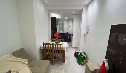 Apto todo reformado e mobiliado - 2 dormt - 1 suíte - 60mts - Centro