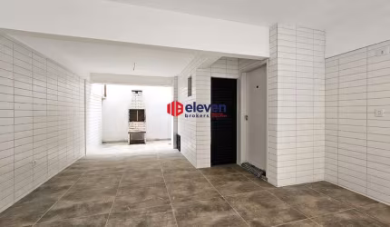 Novo Sobrado Duplex em Condomínio Village com Piscina no Macuco, Santos-SP