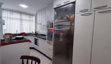Locação Mobiliada Apartamento 2 dormitórios reformado, portaria 24h no Bairro José Menino