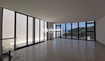 Linda cobertura no José Menino 160 m² 3 suítes