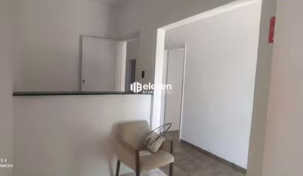 Excelente Casa para Locação Comercial no Boqueirão - Santos. Espaço Amplo e Ótima Localização!