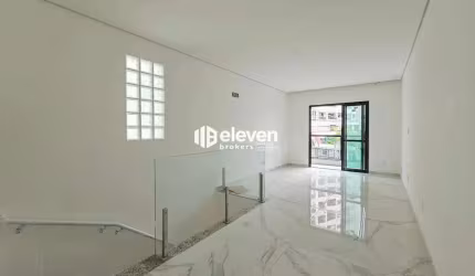 Casa Sobreposta Alta à Venda | Ponta da Praia – Santos/SP