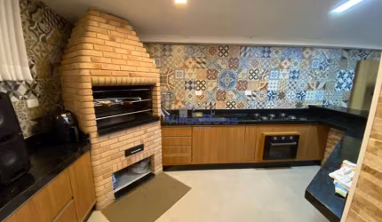 Casa com 3 dormitórios à venda no Bosque dos Eucaliptos!