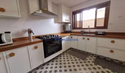 Casa com 3 dormitórios à venda, 280 m² por R$ 1.680.000,00 - Villa Branca - Jacareí/SP