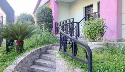 Casa de 170 m², perfeita para o seu negócio, para venda ou locação no Jardim São Dimas - São José dos Campos/SP