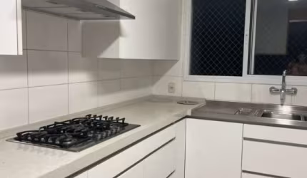 Apartamento com 4 dormitórios na Vila Adyana!