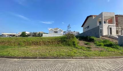Terreno à venda, 720 m² por R$ 1.600.000,00 - Condomínio Reserva do Paratehy - São José dos Campos/SP