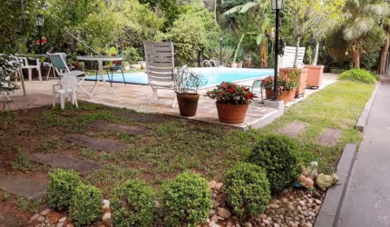 Casa com 3 dormitórios à venda, 97 m² por R$ 1.600.000,00 - Chácaras São José - São José dos Campos/SP
