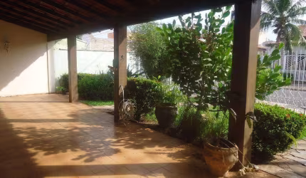 Casa com 3 dormitórios à venda, 194 m² por R$ 550.000,00 - Jardim Tropical - Cuiabá/MT