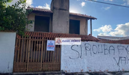 Sobrado com 2 dormitórios à venda, 40 m² por R$ 170.000,00 - Jardim Jockey Club - Cuiabá/MT