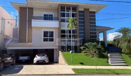 Sobrado com 3 dormitórios à venda, 204 m² por R$ 4.200.000,00 - Condomínio Belvedere - Cuiabá/MT