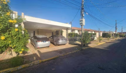 Casa no Condomínio Montenegro com 3 Quartos sendo 1 Suite à venda, 64 m² por R$ 420.000 - Parque das Nações - Cuiabá/MT