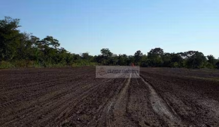 Chácara com 4 dormitórios à venda, 106000 m² por R$ 1.100.000,00 - Rural  - Cuiabá/MT