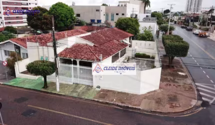 Casa de esquina, ótima para fins Comerciais, salas, Clinica à venda - Jardim Cuiabá - Cuiabá/MT