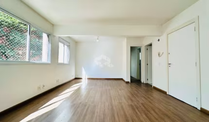 Apartamento com 3 quartos à venda na Rua Antônio Joaquim Mesquita, 570, Passo da Areia, Porto Alegre por R$ 549.000